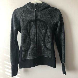 Lululemon Scuba Hoodie in Size 4